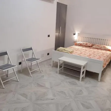 Erice In 1 Con Bagno 3* Casa Santa (Trapani)